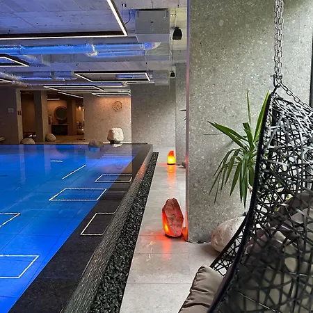 Modern 2-bedroom Flat With Balcony In Azur Premium By Flat Mаnаger Sweti Konstantin i Sweta Elena