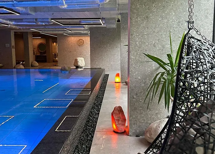 Modern 2-bedroom Flat With Balcony In Azur Premium By Flat Mаnаger Sweti Konstantin i Sweta Elena