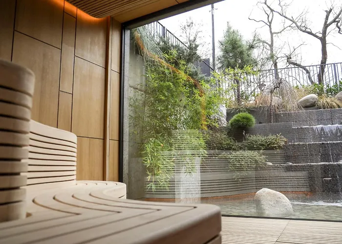 Modern 2-bedroom Flat With Balcony In Azur Premium By Flat Mаnаger Sweti Konstantin i Sweta Elena