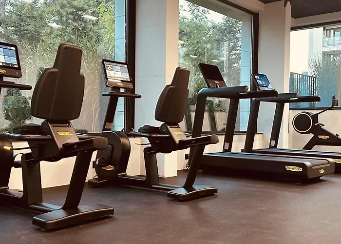 Modern 2-bedroom Flat With Balcony In Azur Premium By Flat Mаnаger